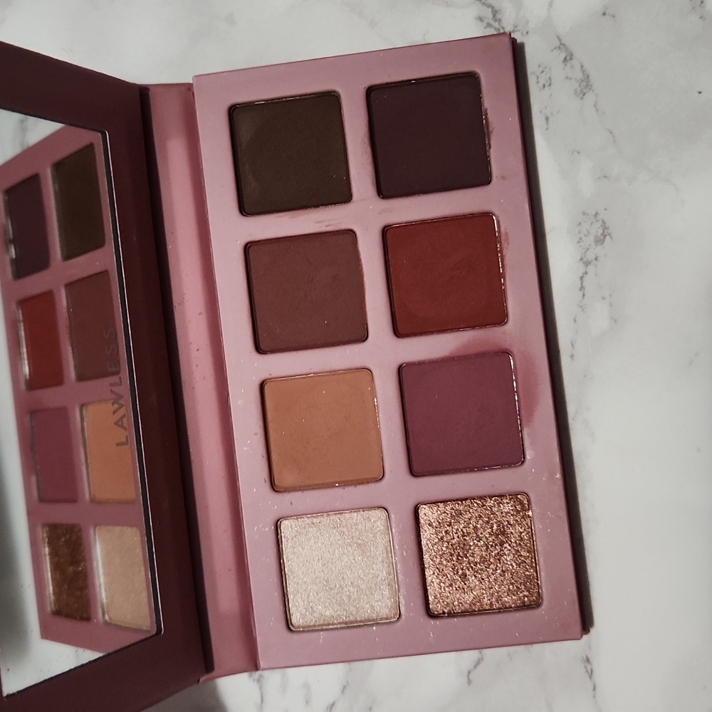 Lawless the one baby palette